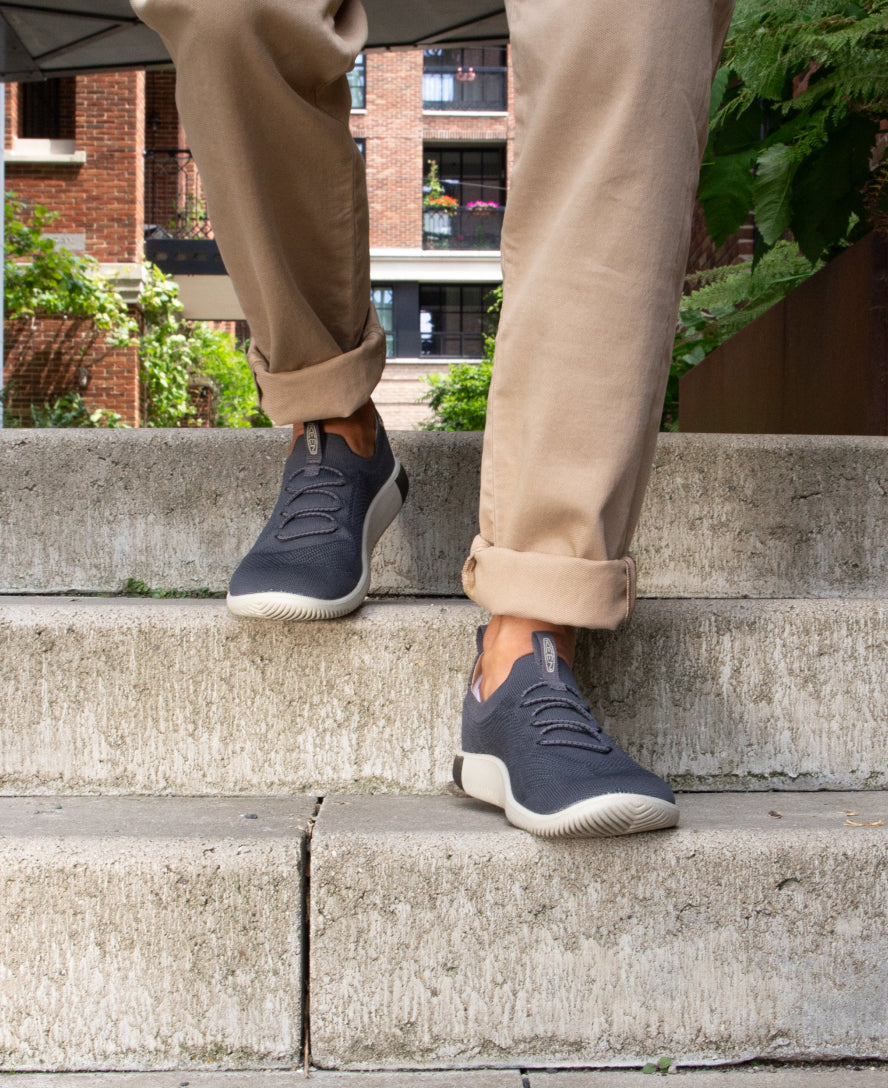 Men's KNX Knit Sneaker | Black/Magnet - Image 9