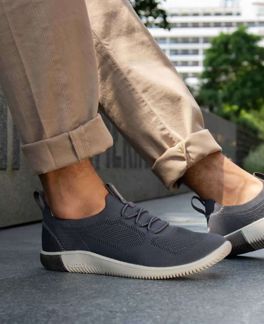 Men's KNX Knit Sneaker | Black/Magnet - Image 8